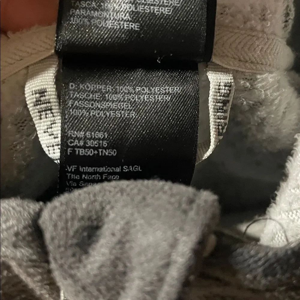 North Face jacket - Picture 8 of 8